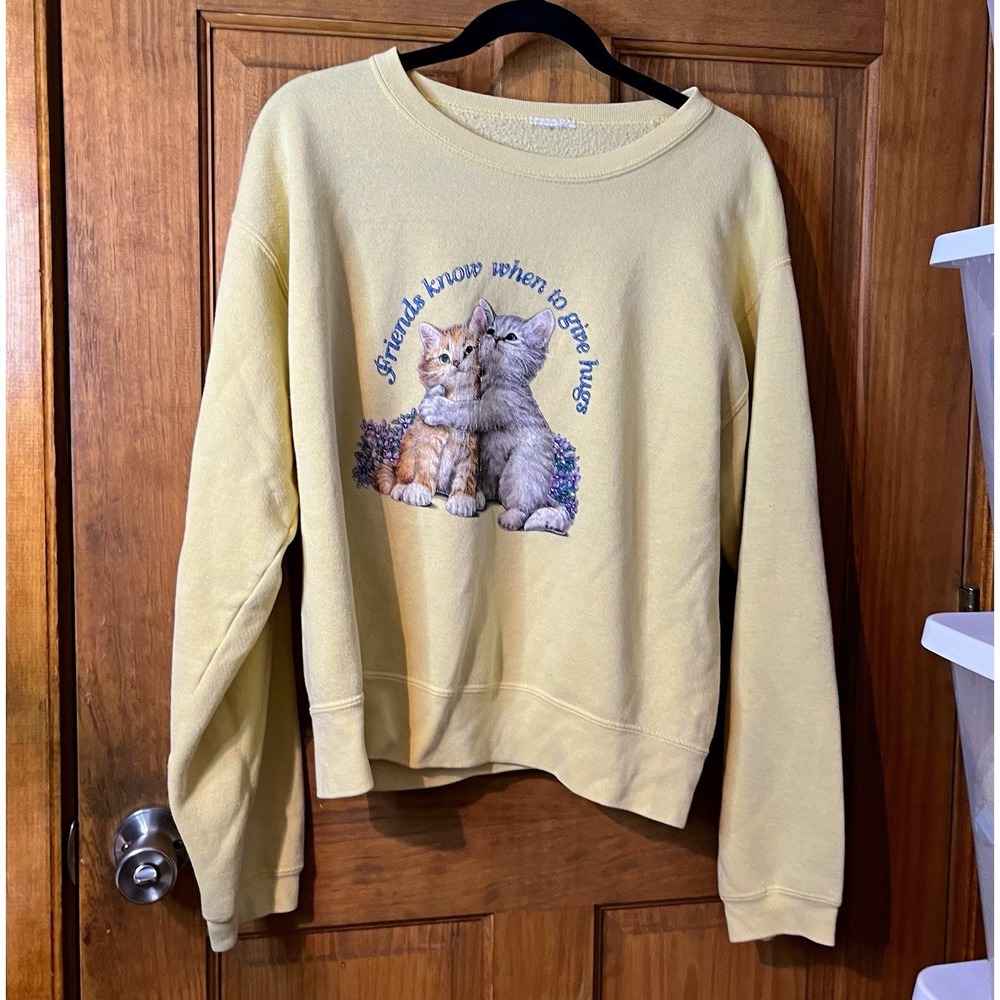 Vintage 90s Kitten Hugging Crewneck Sweatshirt Yellow Friends Know Graphic M